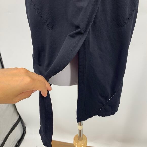Athleta Tank Top Womens S Small Black Foothill Seamless Crew Neck Split Back - Picture 7 of 12
